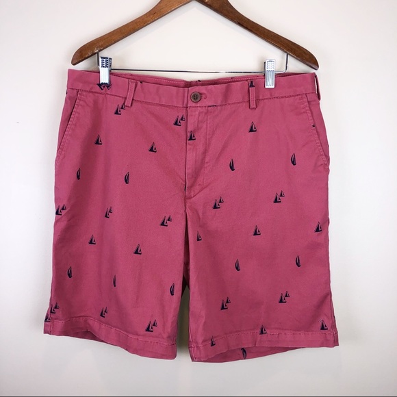 Izod Other - IZOD Saltwater RED Beachtown Sailboat Shorts